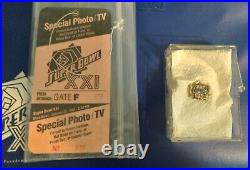 1987 Super Bowl XXI PRESS KIT Pass Program Media Guide Pin